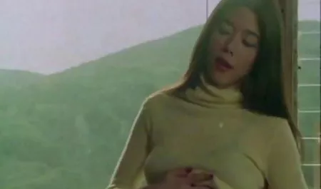 به مدت 8 سال ، الاغ فیلم سوپر و عکس سکسی ساشا به اندازه یک سطل گرد شد